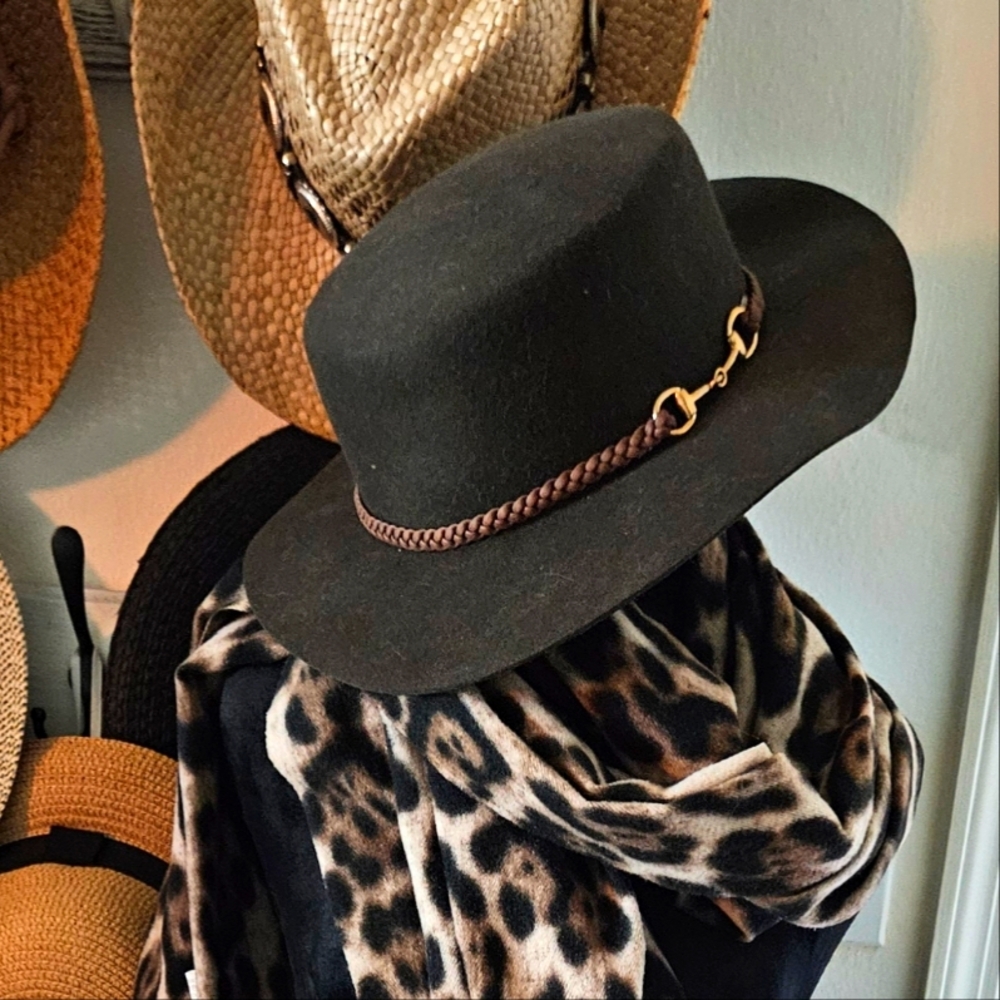 Wool Woman's Hat